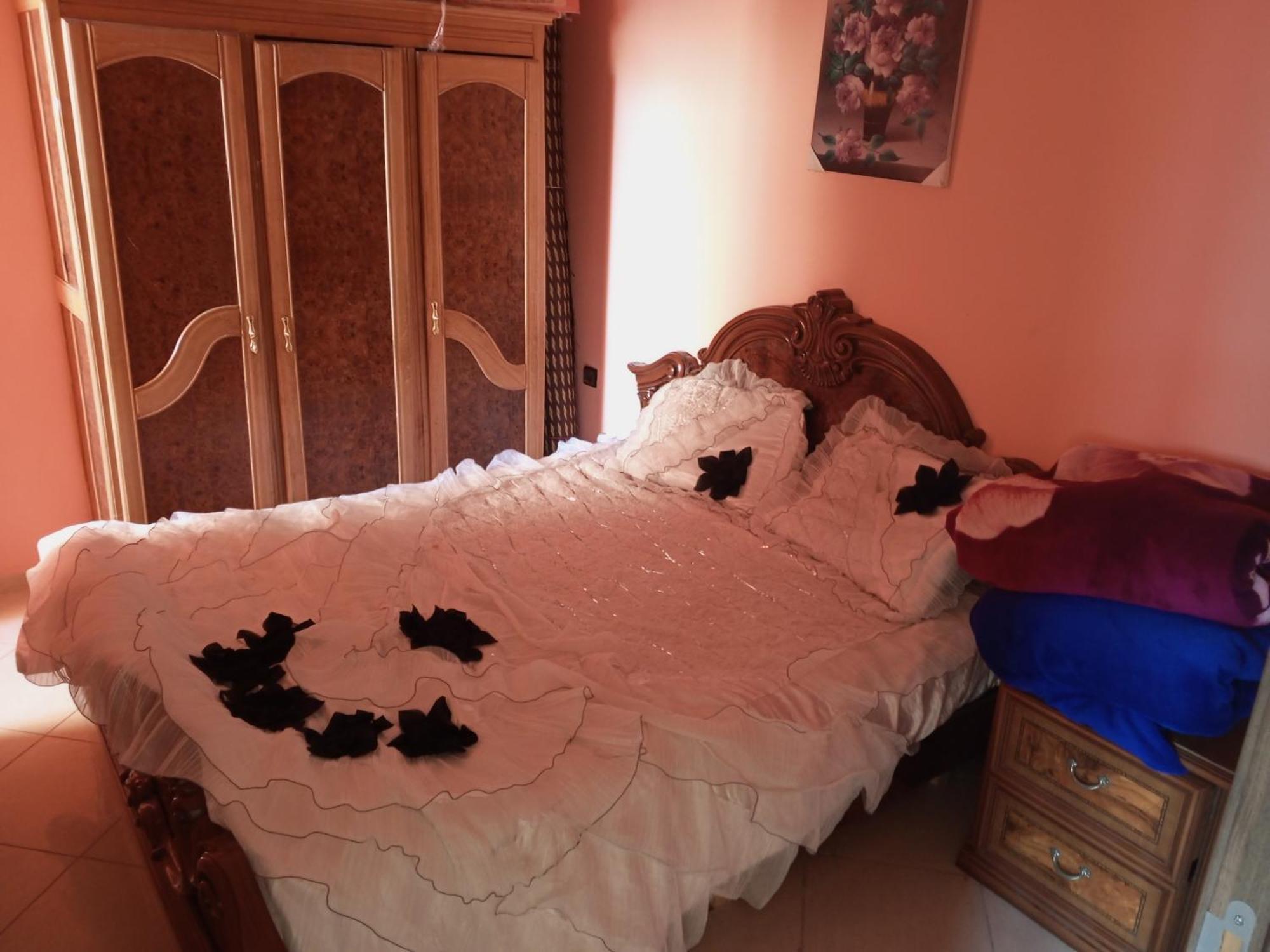 Appartement Furnished Right Next To The Airport *